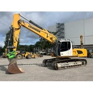 Liebherr R926
