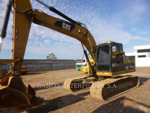 Caterpillar 323DL, Construction