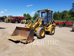 CATERPILLAR  902 1999