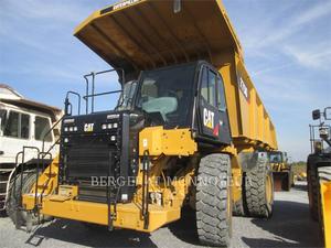 Caterpillar 775G, Construction