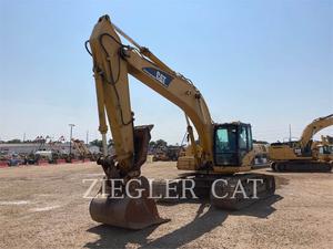 Caterpillar 325D, Construction