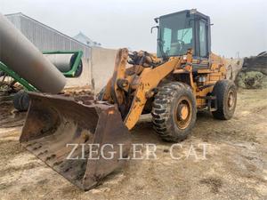 CASE 621B, Wheel Loaders, Construction