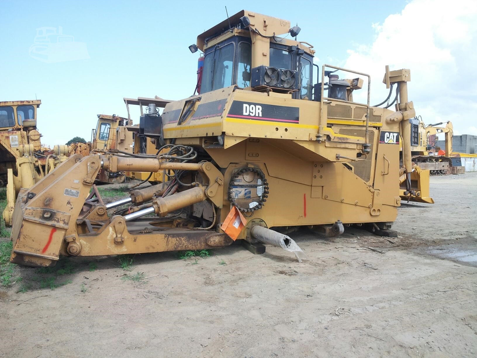 Форсунка cat d9r