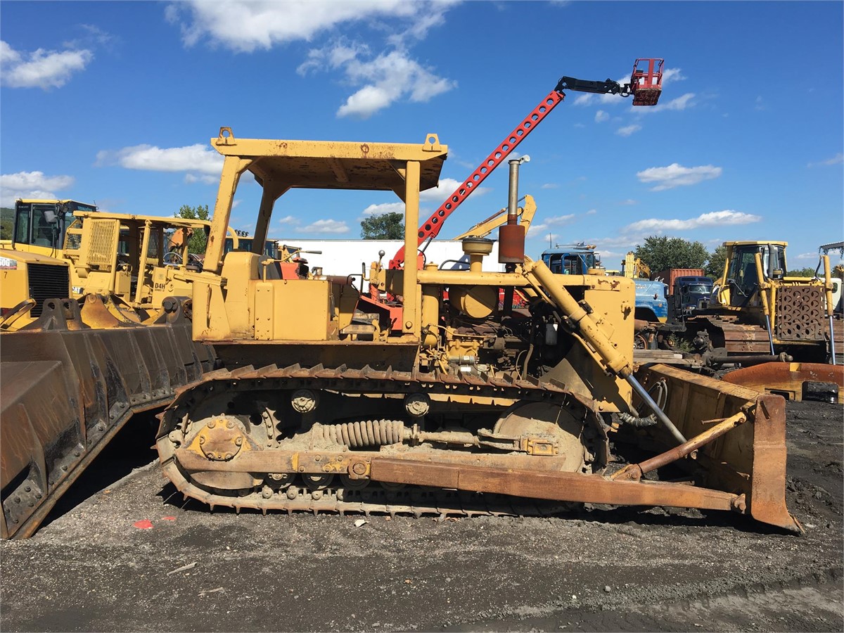 D5 CATERPILLAR Heavy sale in Pennsylvania