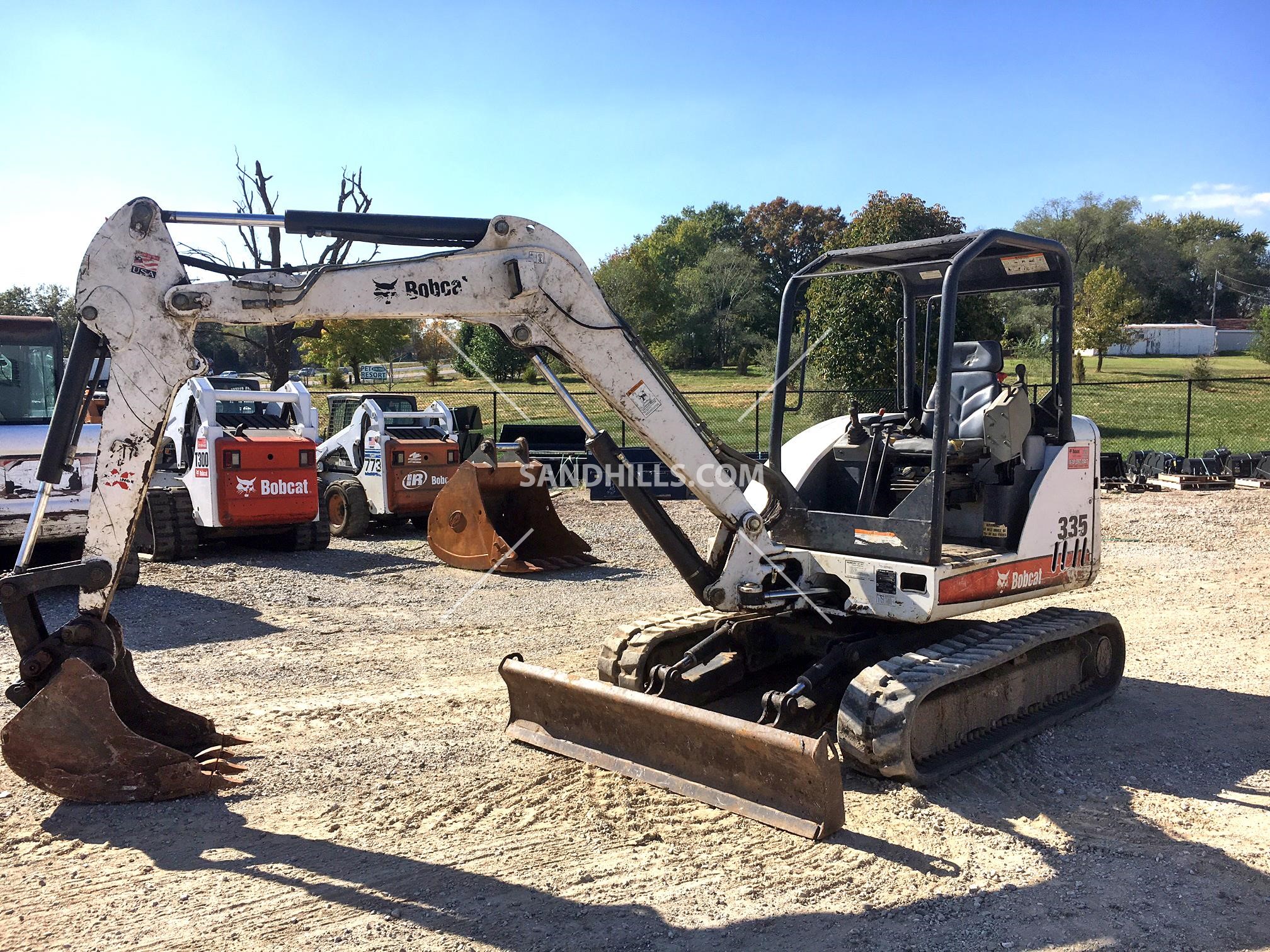 335 BOBCAT Heavy sale in Missouri