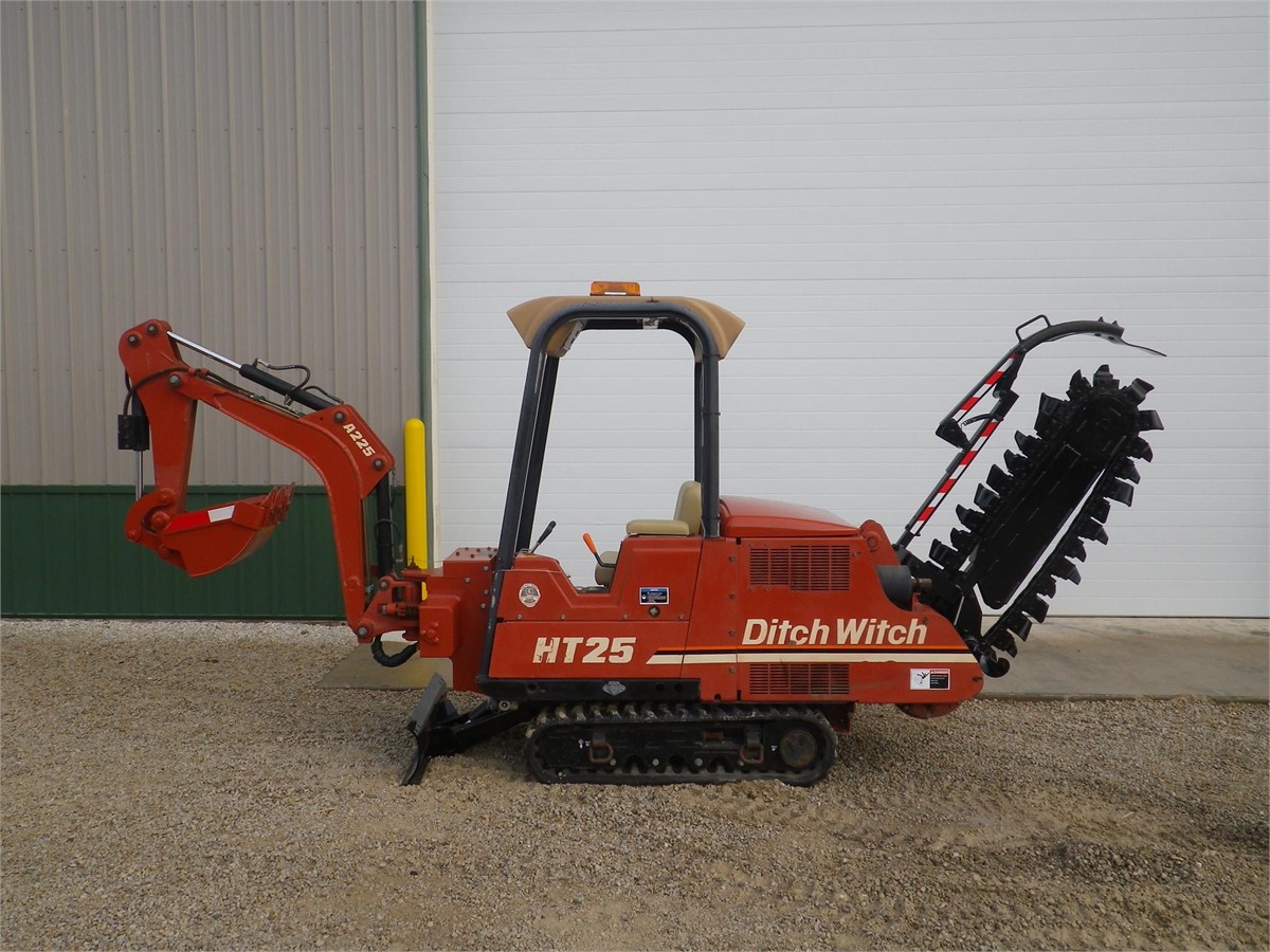 HT25 DITCH WITCH Heavy sale in Illinois