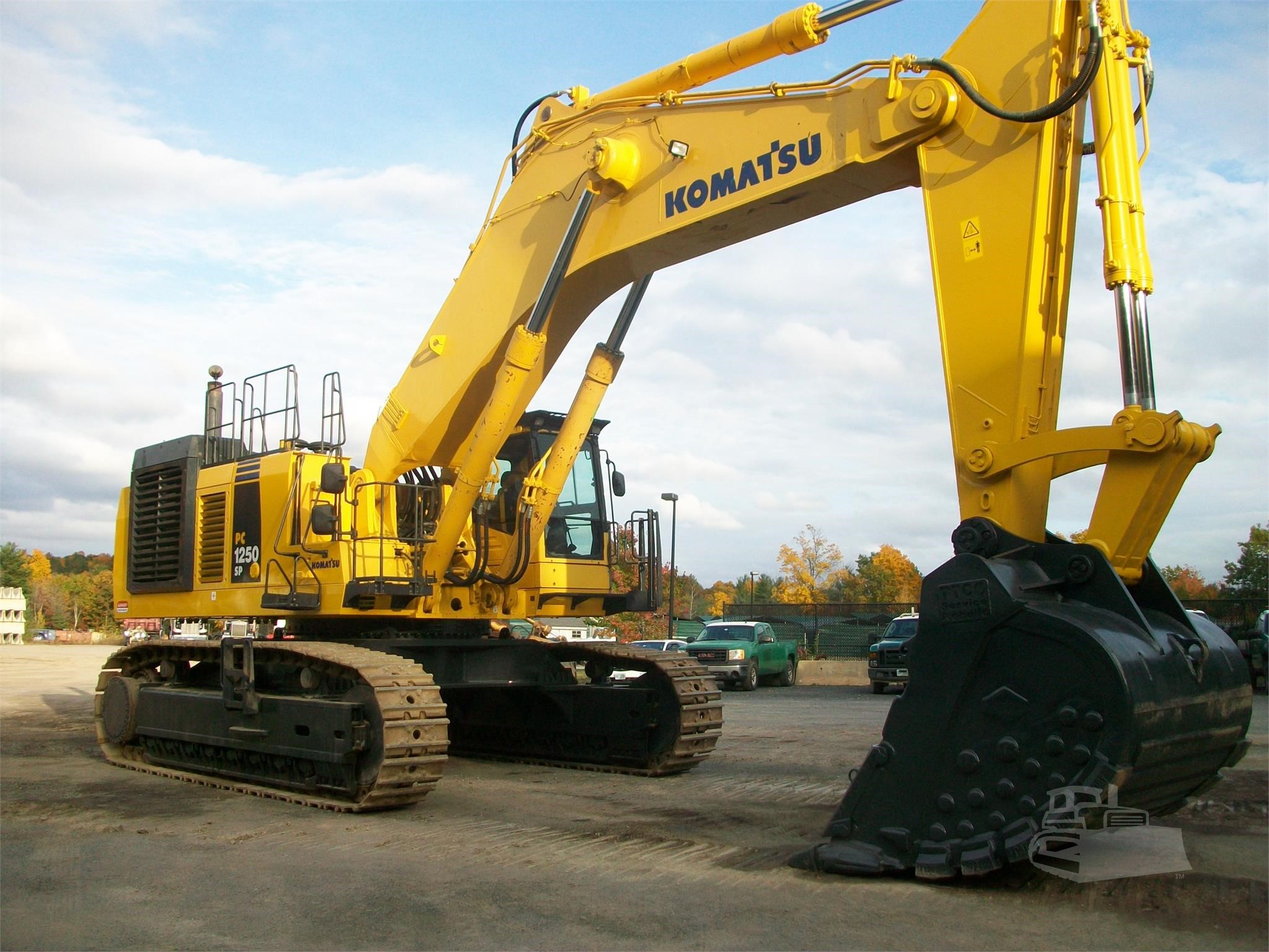 Komatsu pc1250 фото