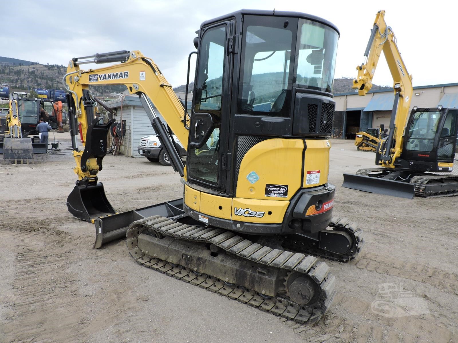 2017 YANMAR VIO356A sale in Canada 913162
