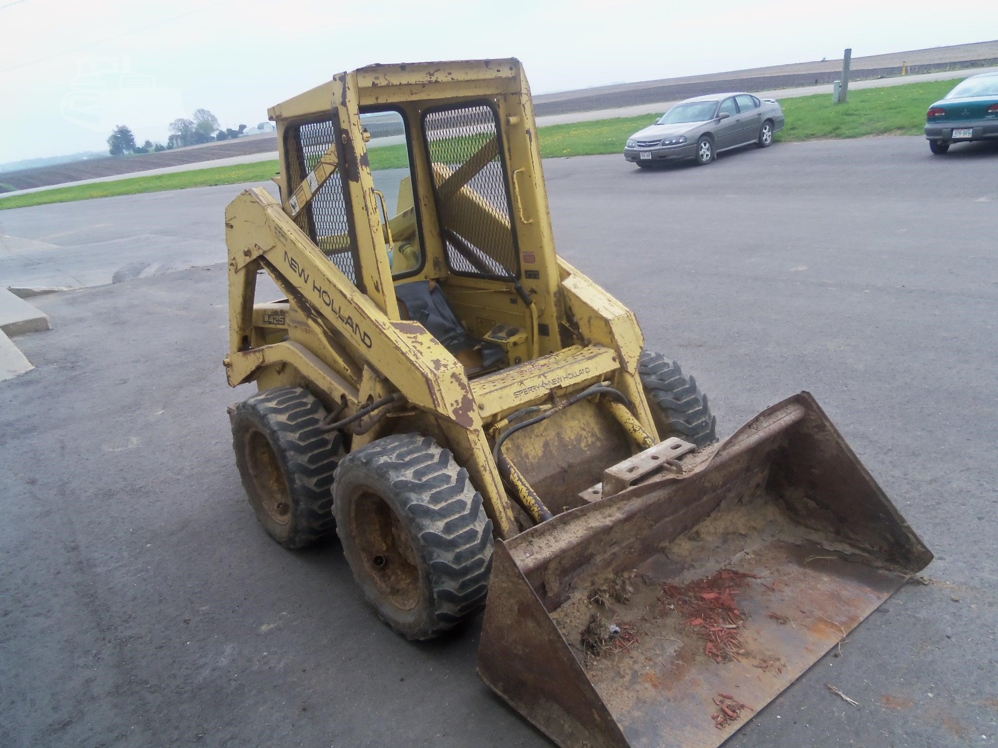 L425 NEW.HOLLAND Heavy sale in Wisconsin