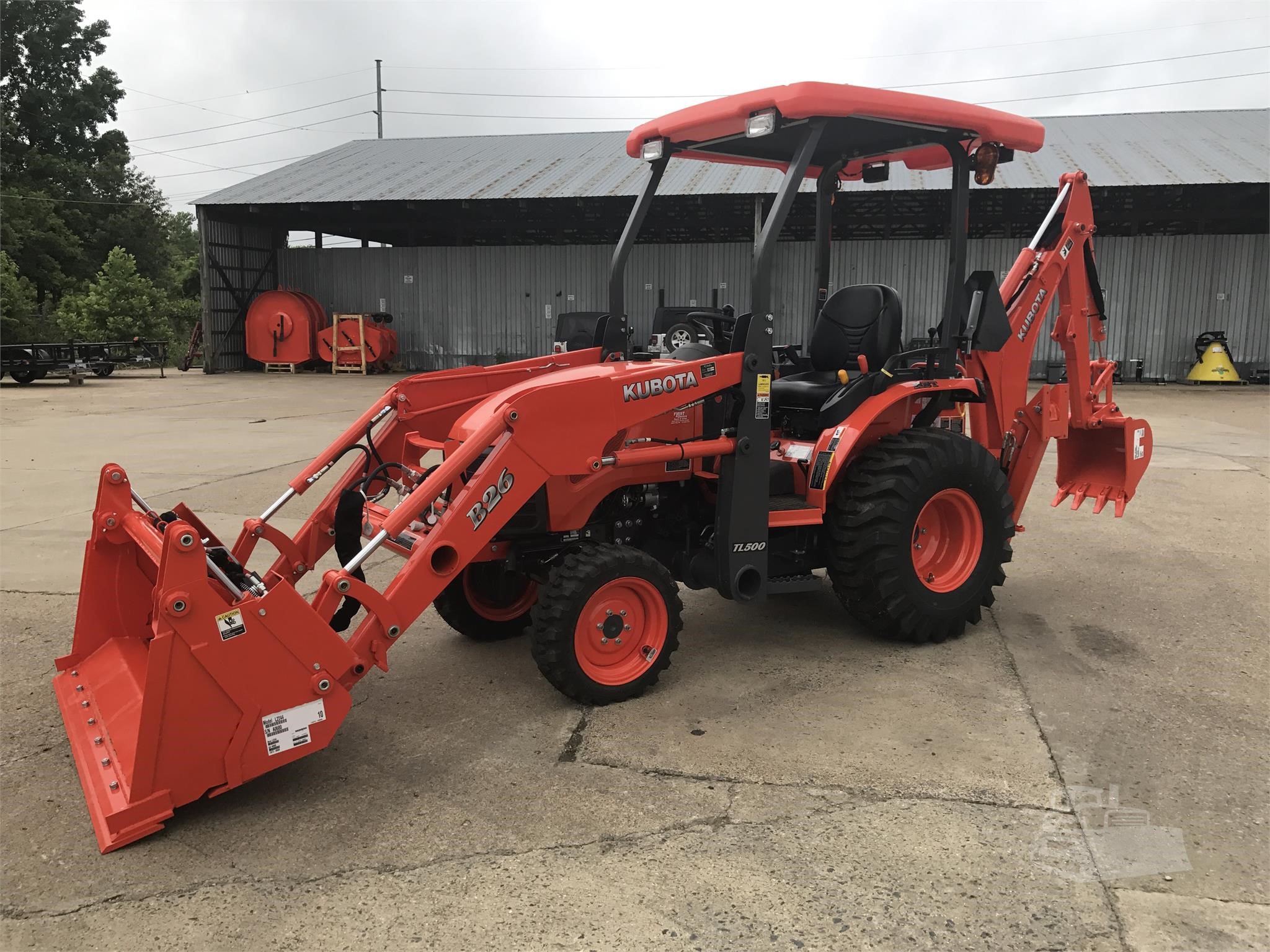 B26 KUBOTA Heavy sale in Tennessee