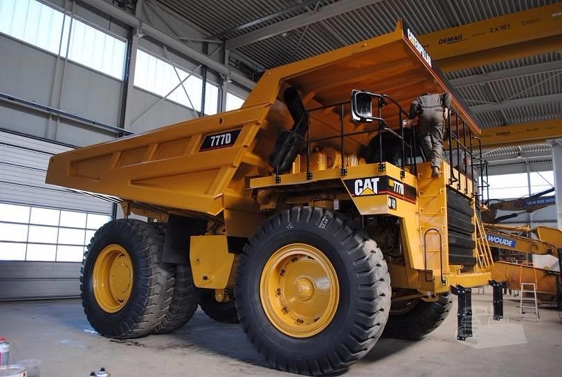 777D CATERPILLAR Heavy sale in Netherlands